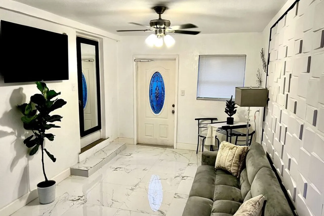 Miami Gardens Comfort Suite by Hard Rock Stadium — ภาพห้องพักและบรรยากาศ