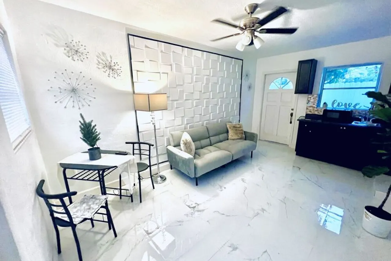 Miami Gardens Comfort Suite by Hard Rock Stadium — ภาพห้องพักและบรรยากาศ