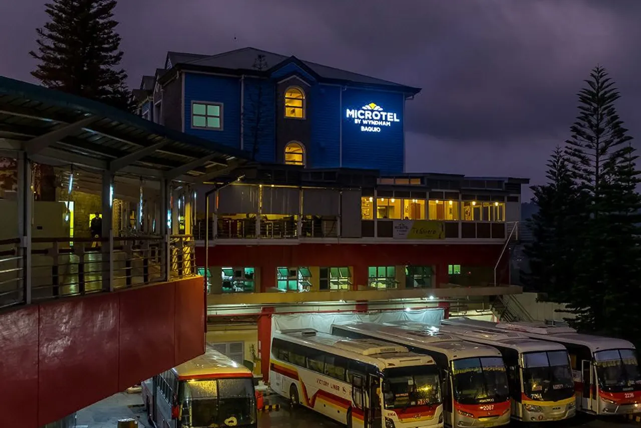 Microtel by Wyndham Baguio — ภาพห้องพักและบรรยากาศ