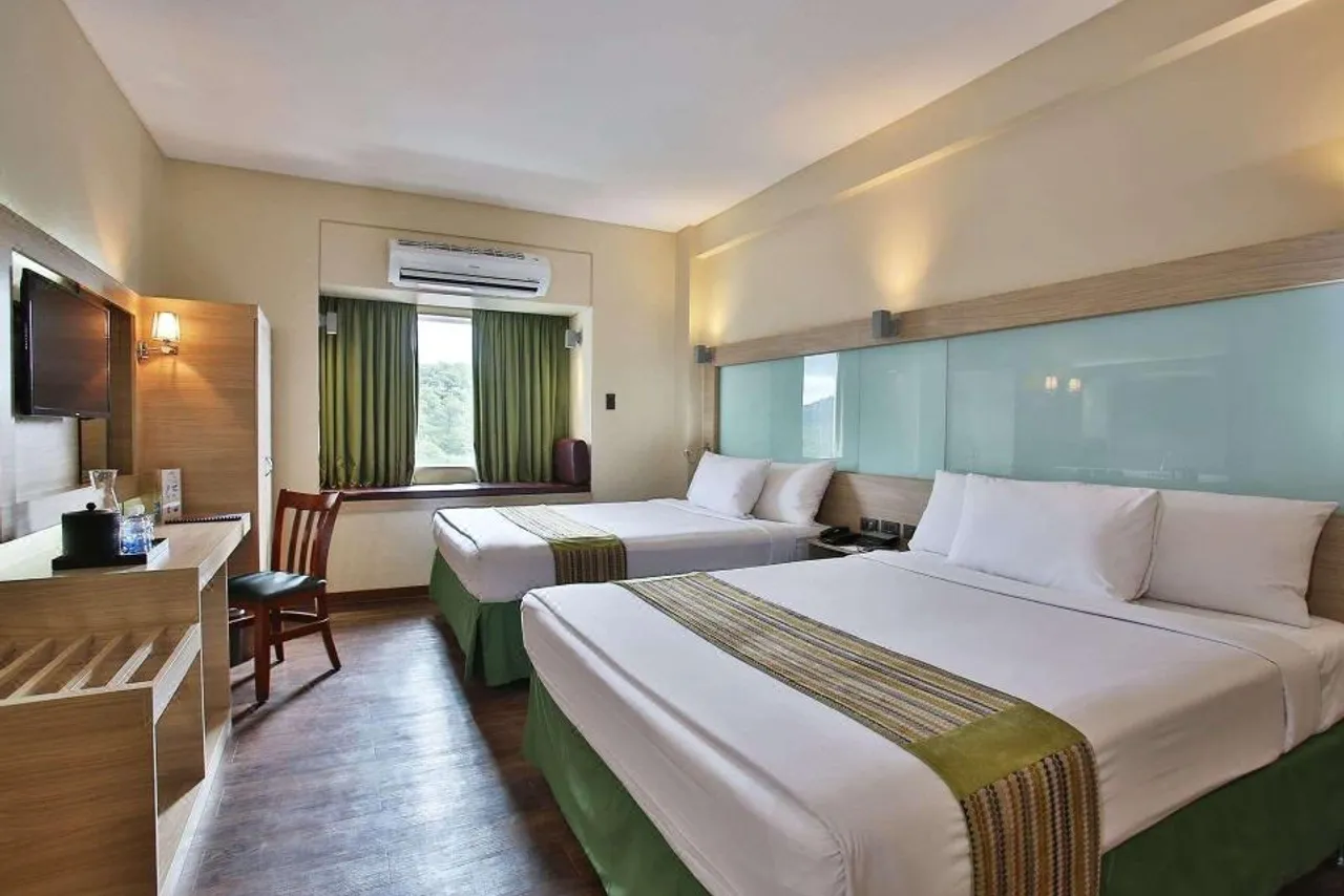Microtel by Wyndham Baguio — ภาพห้องพักและบรรยากาศ