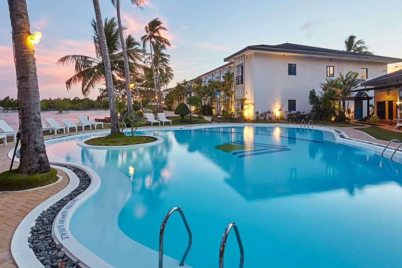 Microtel by Wyndham Puerto Princesa — ภาพห้องพักและบรรยากาศ