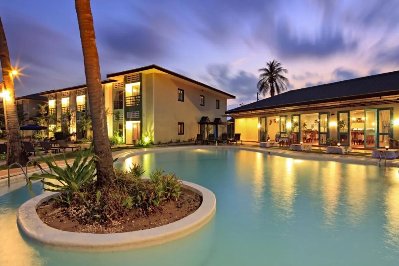 Microtel by Wyndham Puerto Princesa — ภาพห้องพักและบรรยากาศ