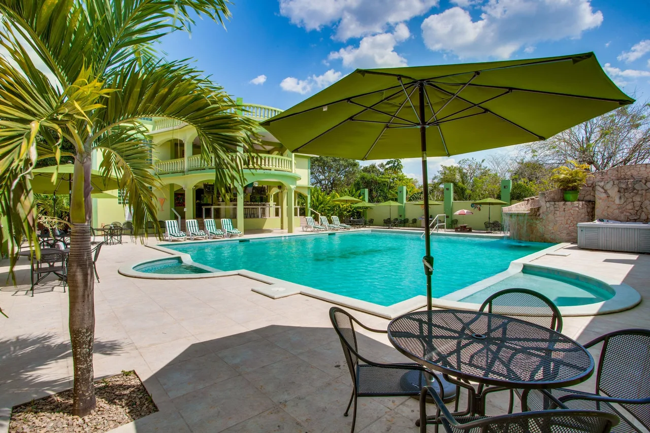 Midas Belize — ภาพห้องพักและบรรยากาศ