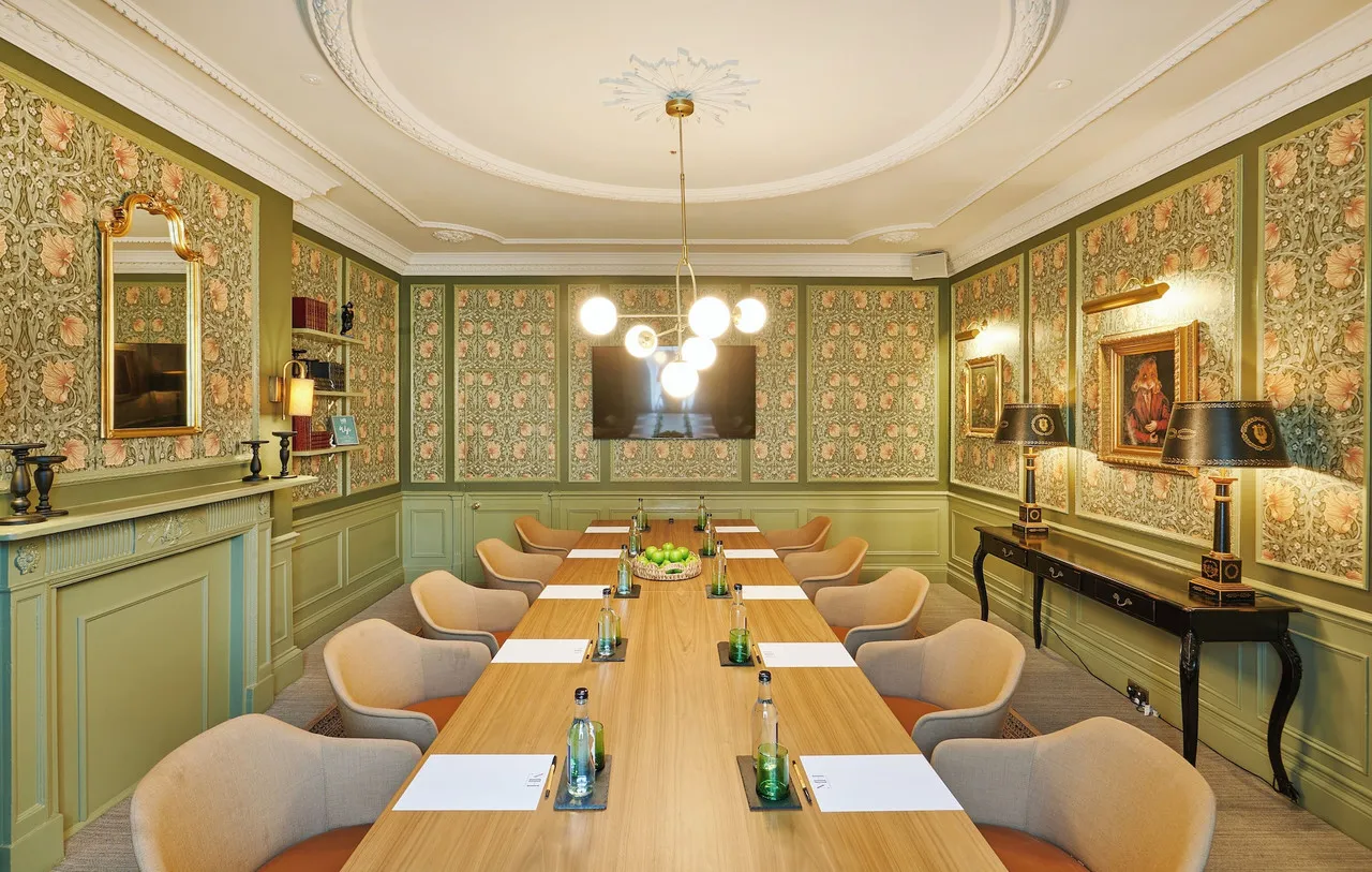 Milford Hall Hotel & Spa — rooms and atmosphere