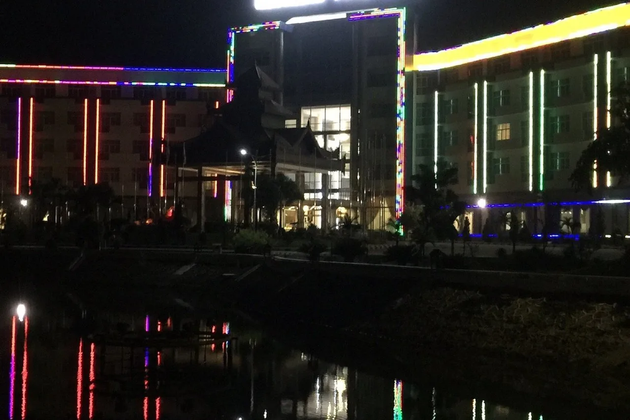 Mingalar Thiri Hotel — ภาพห้องพักและบรรยากาศ