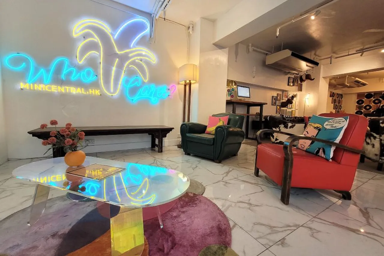 Mini Hotel Central — โรงแรมในเซ็นทรัล
