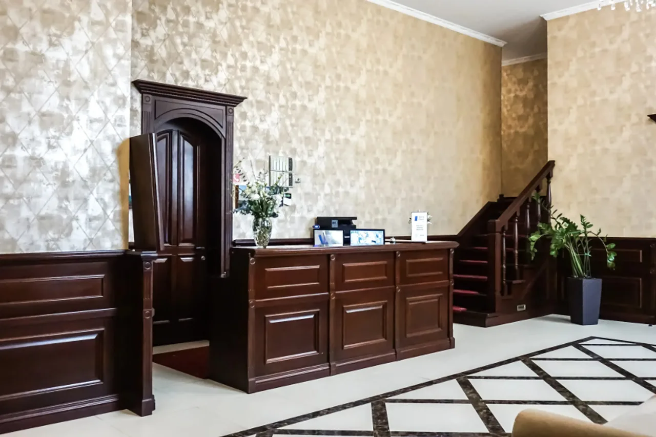 Mini-Hotel Kelarskaya Naberezhnaya — ภาพห้องพักและบรรยากาศ