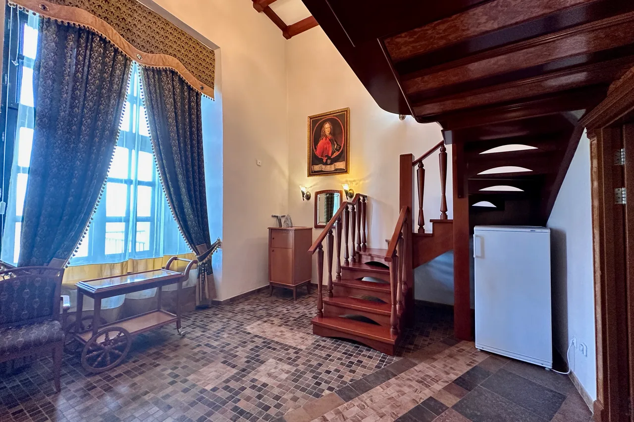 Mir Castle Hotel — ภาพห้องพักและบรรยากาศ