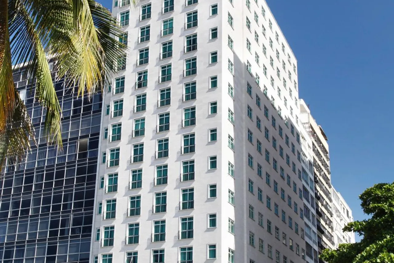 Miramar by Windsor Copacabana — rooms and atmosphere