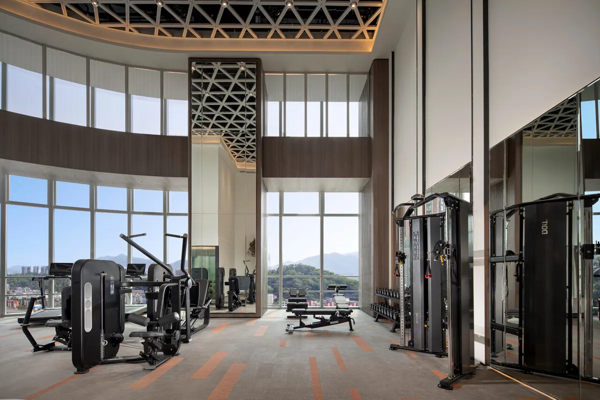 Modena by Fraser Shenzhen (Luohu Port) — rooms and atmosphere
