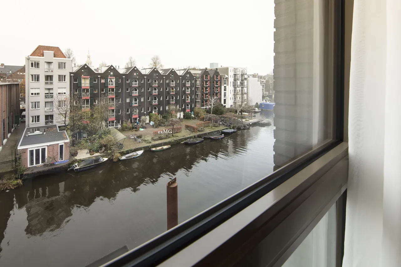 Monet Garden Hotel Amsterdam — rooms and atmosphere