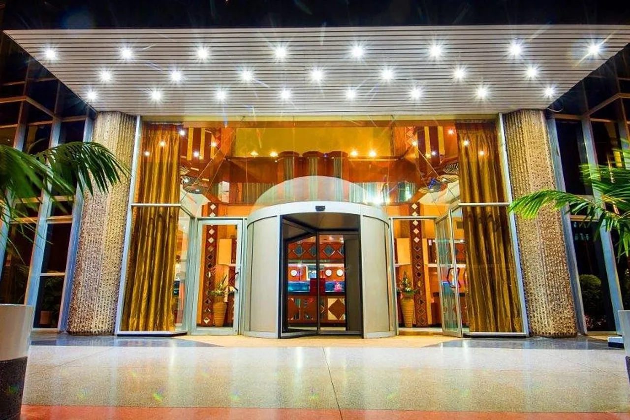 Monomotapa Hotel Harare — ภาพห้องพักและบรรยากาศ
