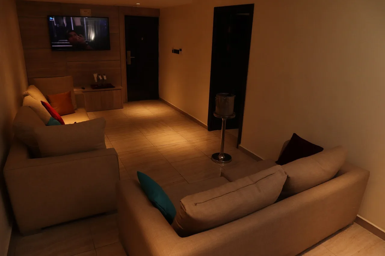 Monty Suites Calabar — ภาพห้องพักและบรรยากาศ