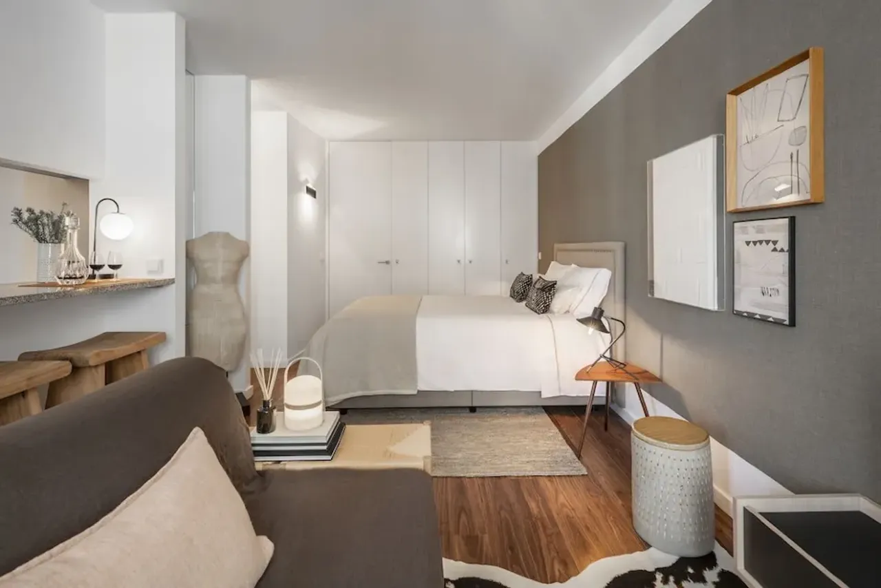 Moov Hotel Porto Centro — rooms and atmosphere