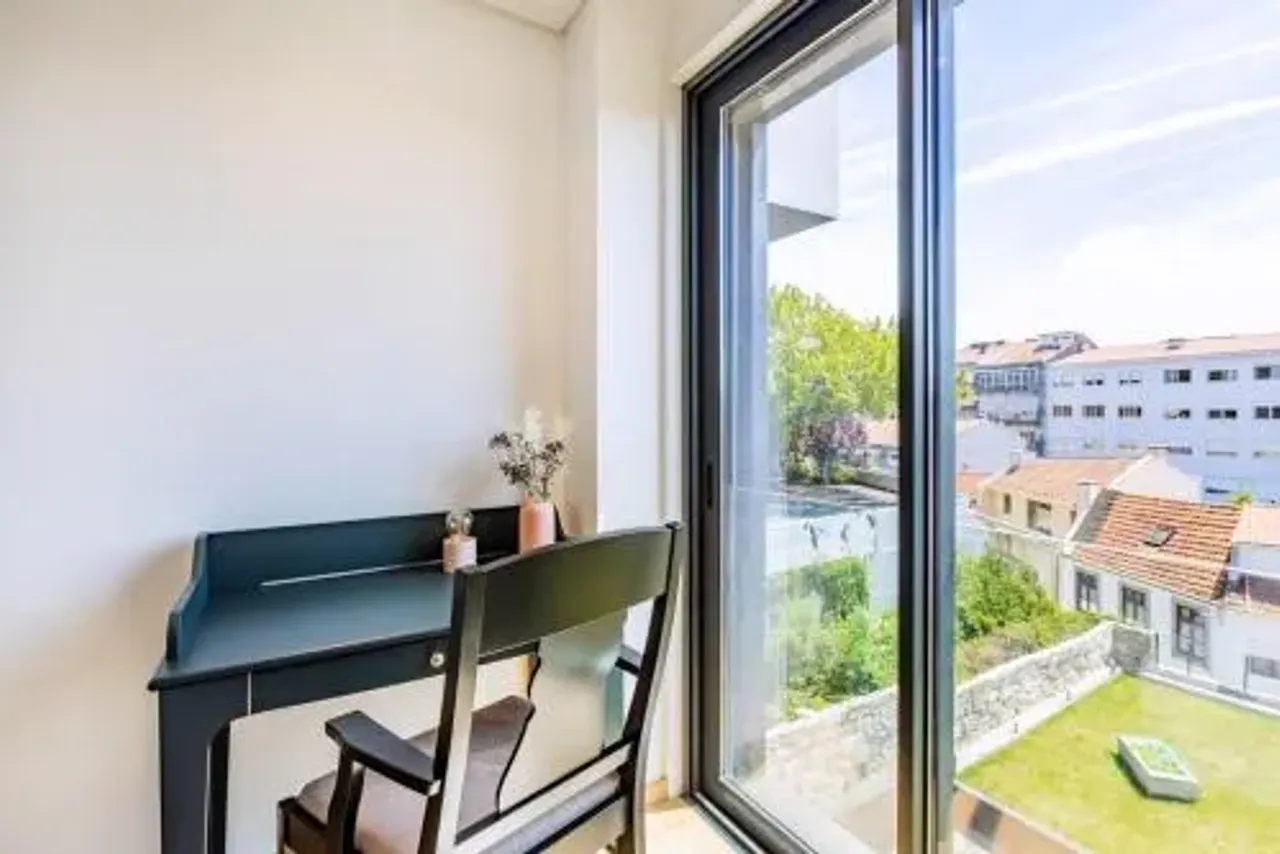 Moov Hotel Porto Centro — rooms and atmosphere