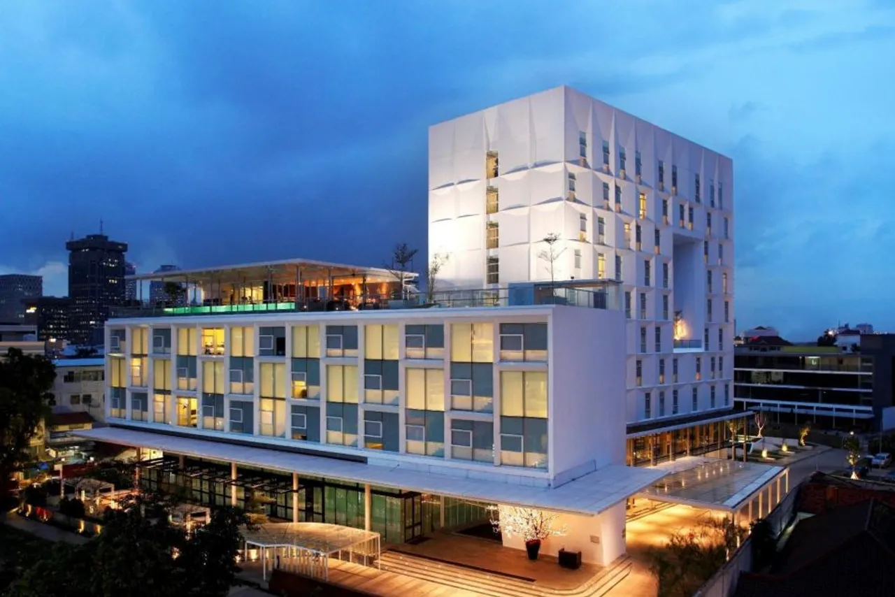 Morrissey Hotel — rooms and atmosphere