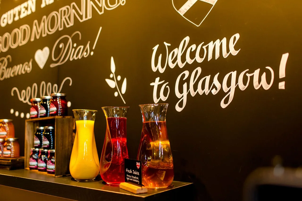 Motel One Glasgow — rooms and atmosphere