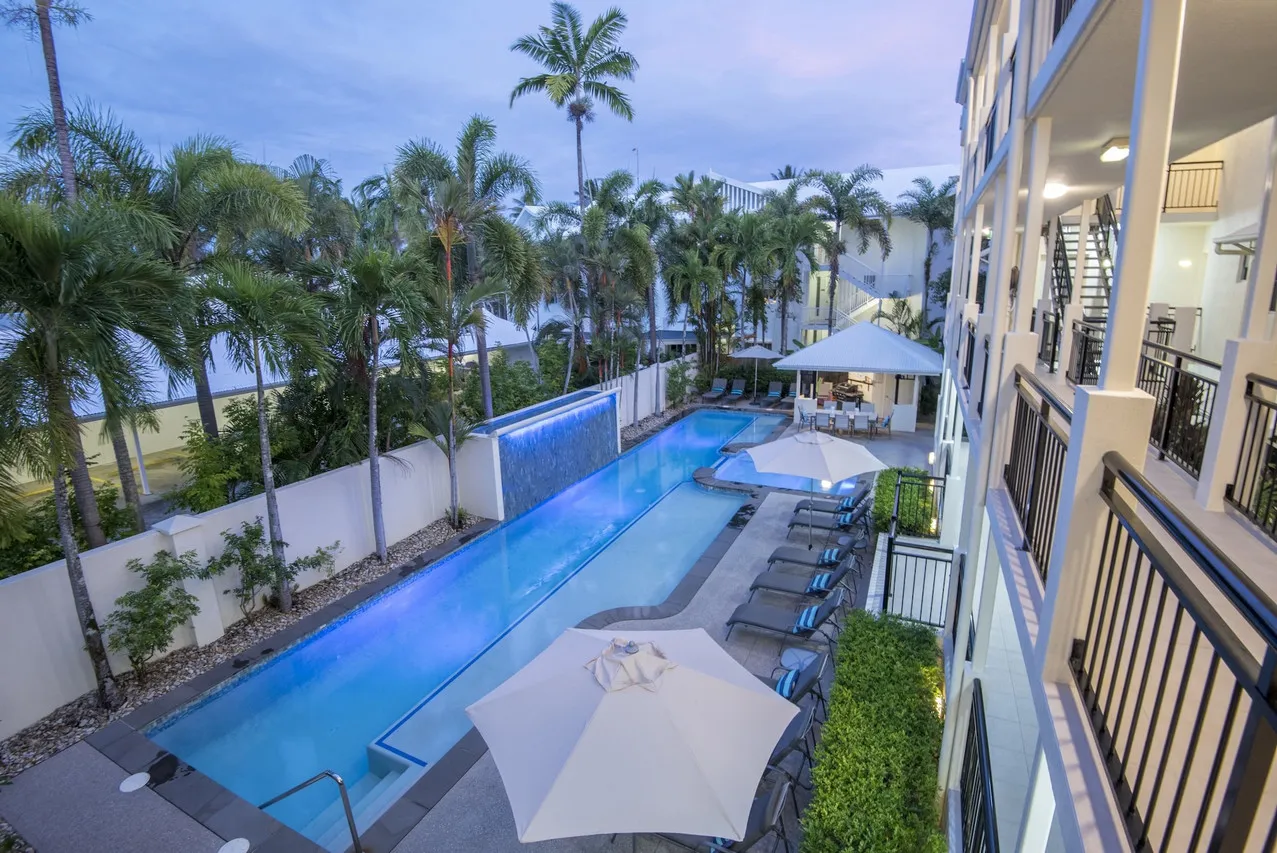 Mowbray by the Sea — rooms and atmosphere