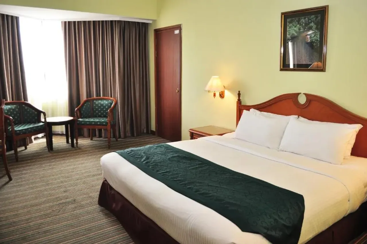 Mulia Hotel — ภาพห้องพักและบรรยากาศ