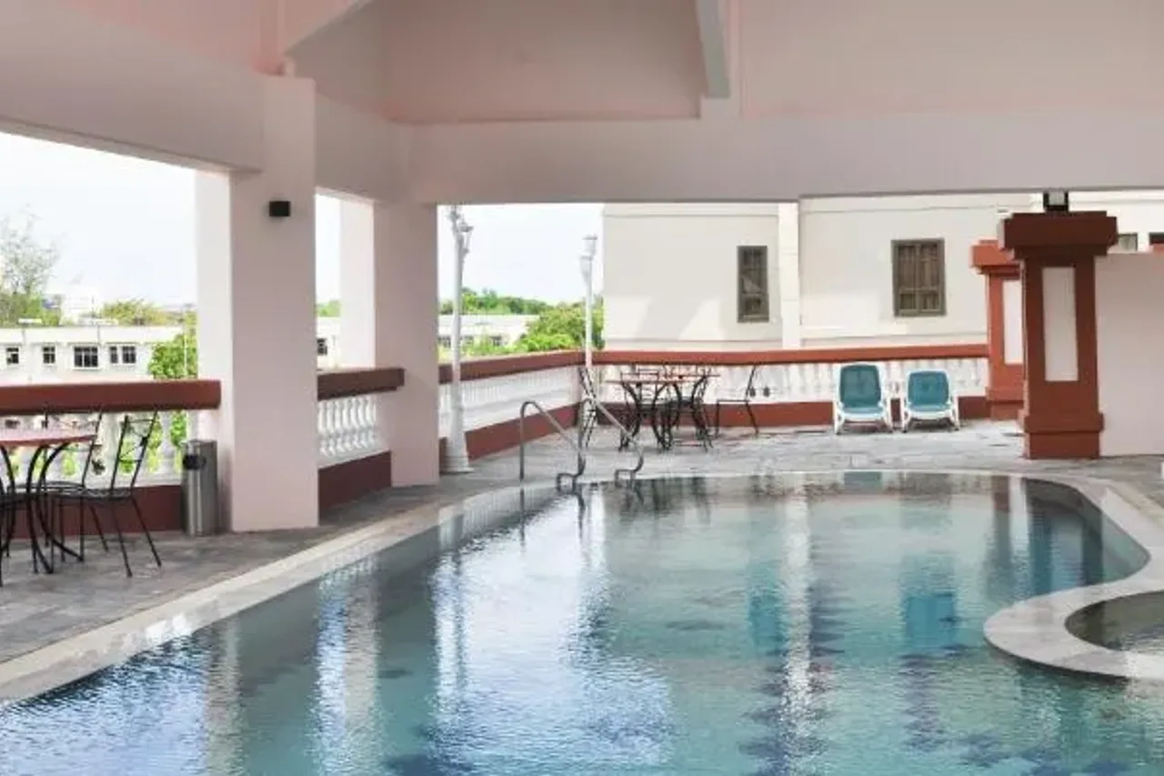 Mulia Hotel — ภาพห้องพักและบรรยากาศ