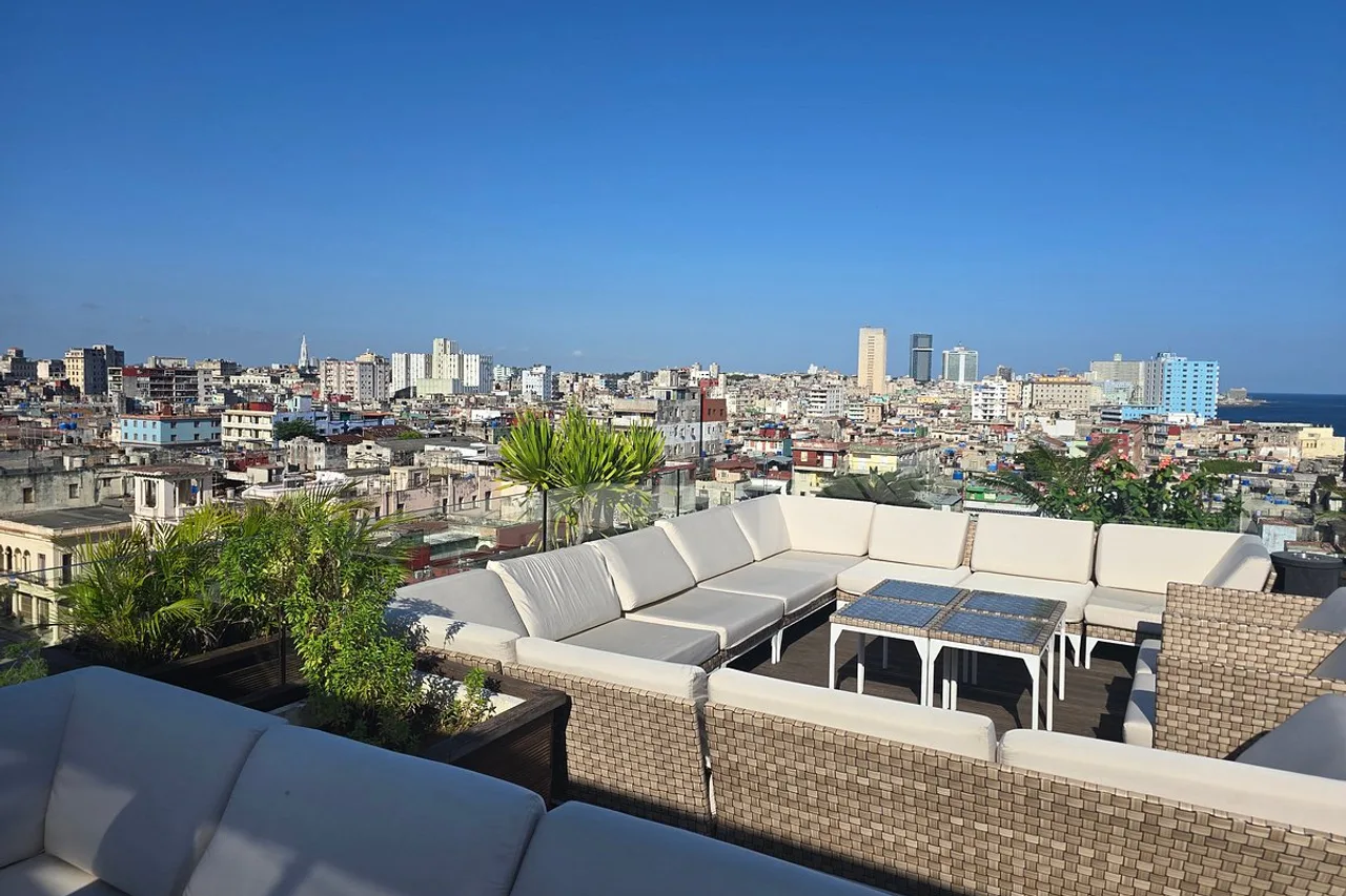 Mystique Regis Habana by Royalton — rooms and atmosphere