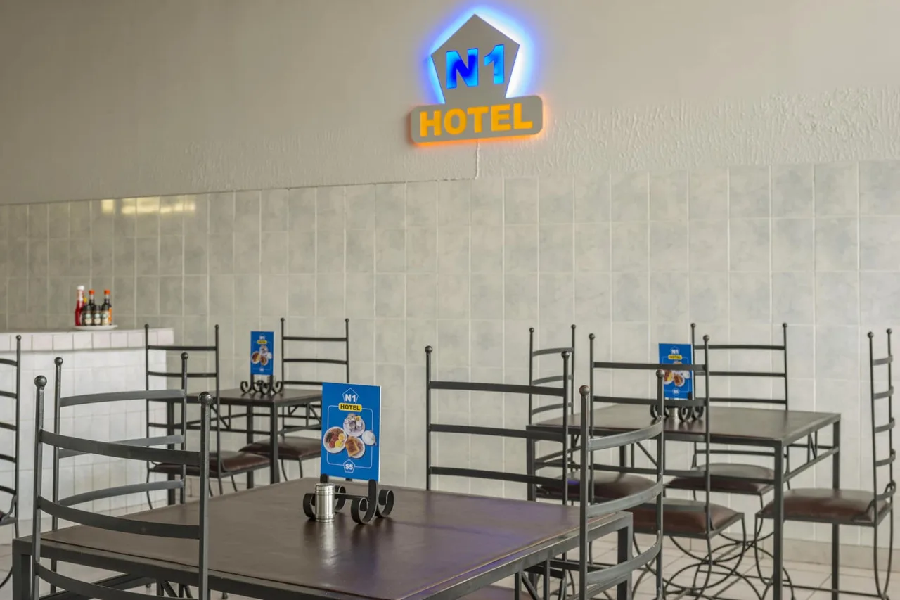 N1 Hotel Bulawayo — ภาพห้องพักและบรรยากาศ