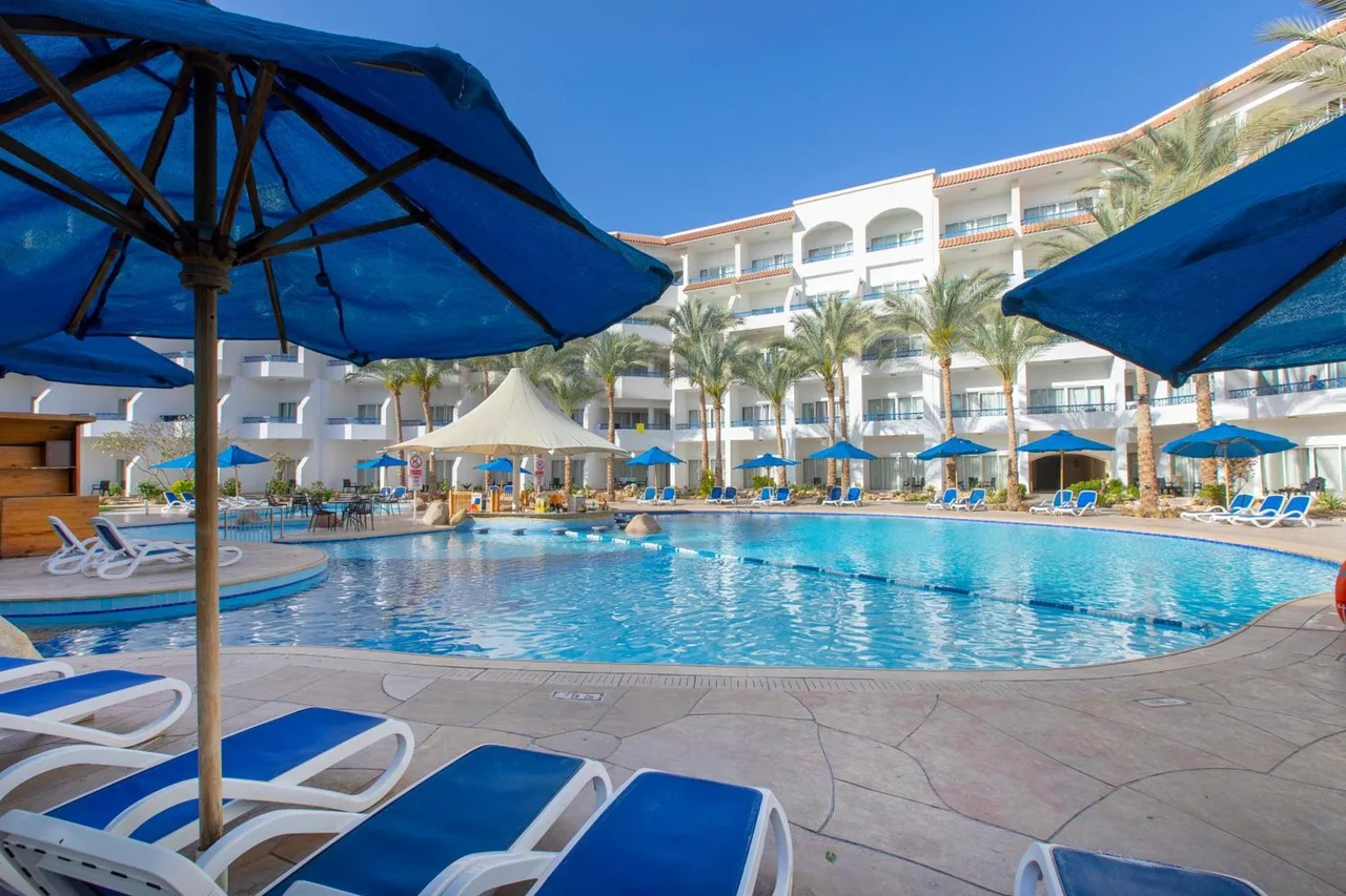 Naama Bay Hotel & Resort — ชาร์มเอลชีค