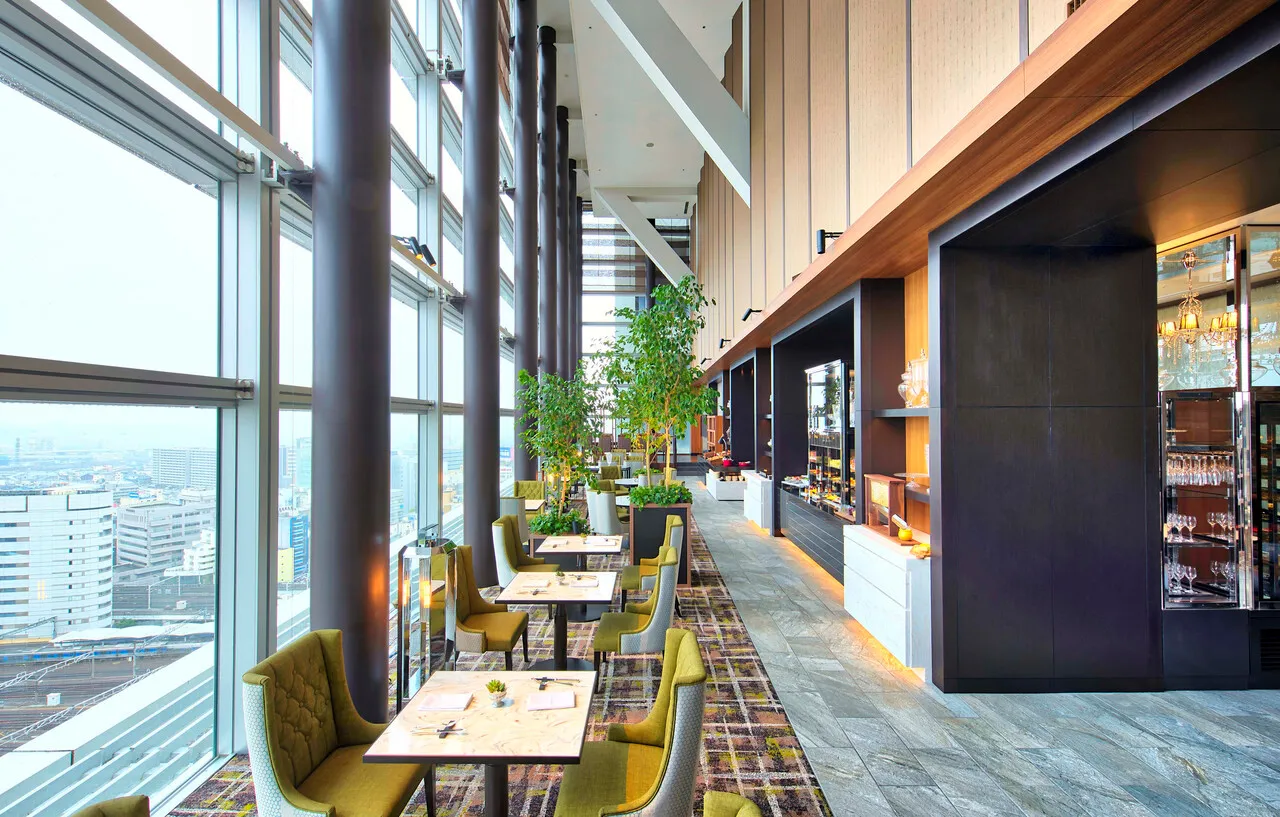 Nagoya Marriott Associa Hotel — rooms and atmosphere