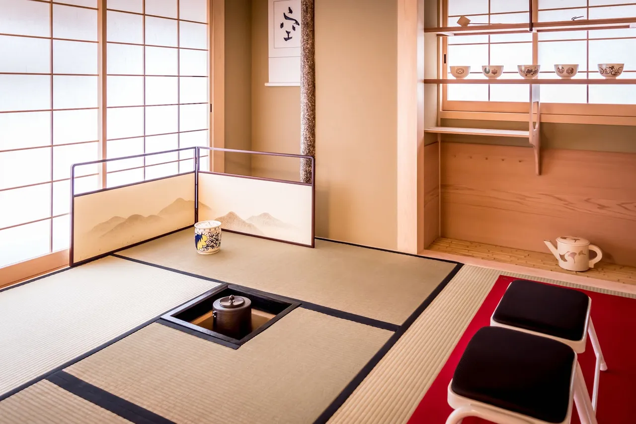 Nara Visitor Center & Inn — rooms and atmosphere