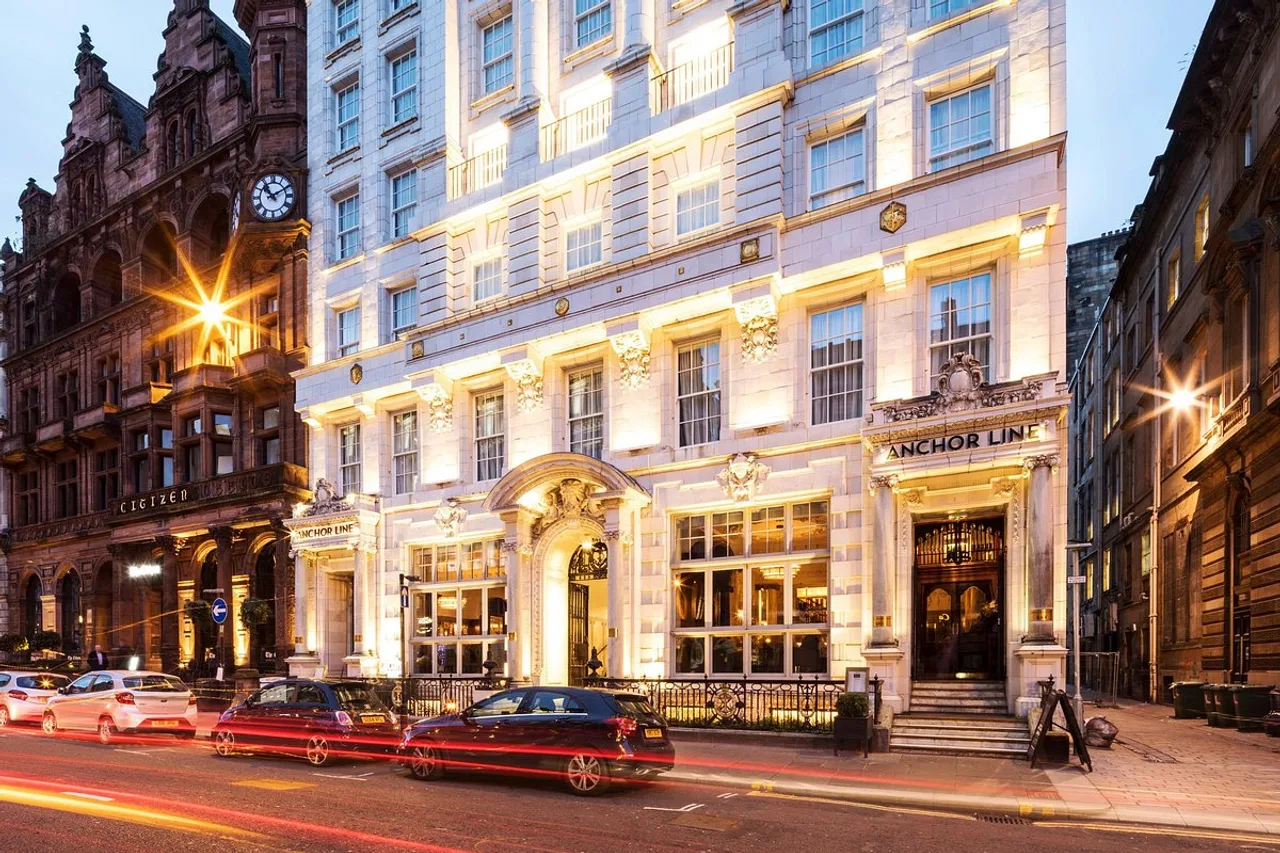 Native Glasgow — rooms and atmosphere