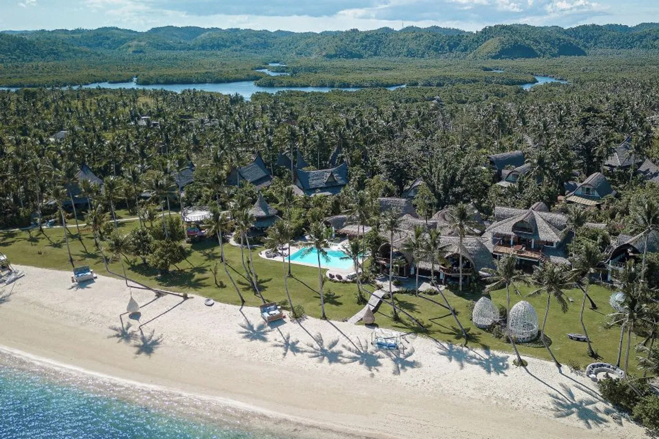Nay Palad Hideaway — rooms and atmosphere