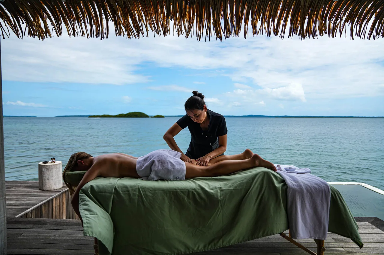 Nayara Bocas del Toro — ภาพห้องพักและบรรยากาศ
