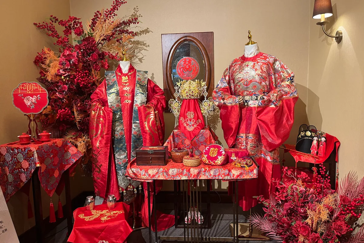 New Century Grand Hotel Ningbo — rooms and atmosphere