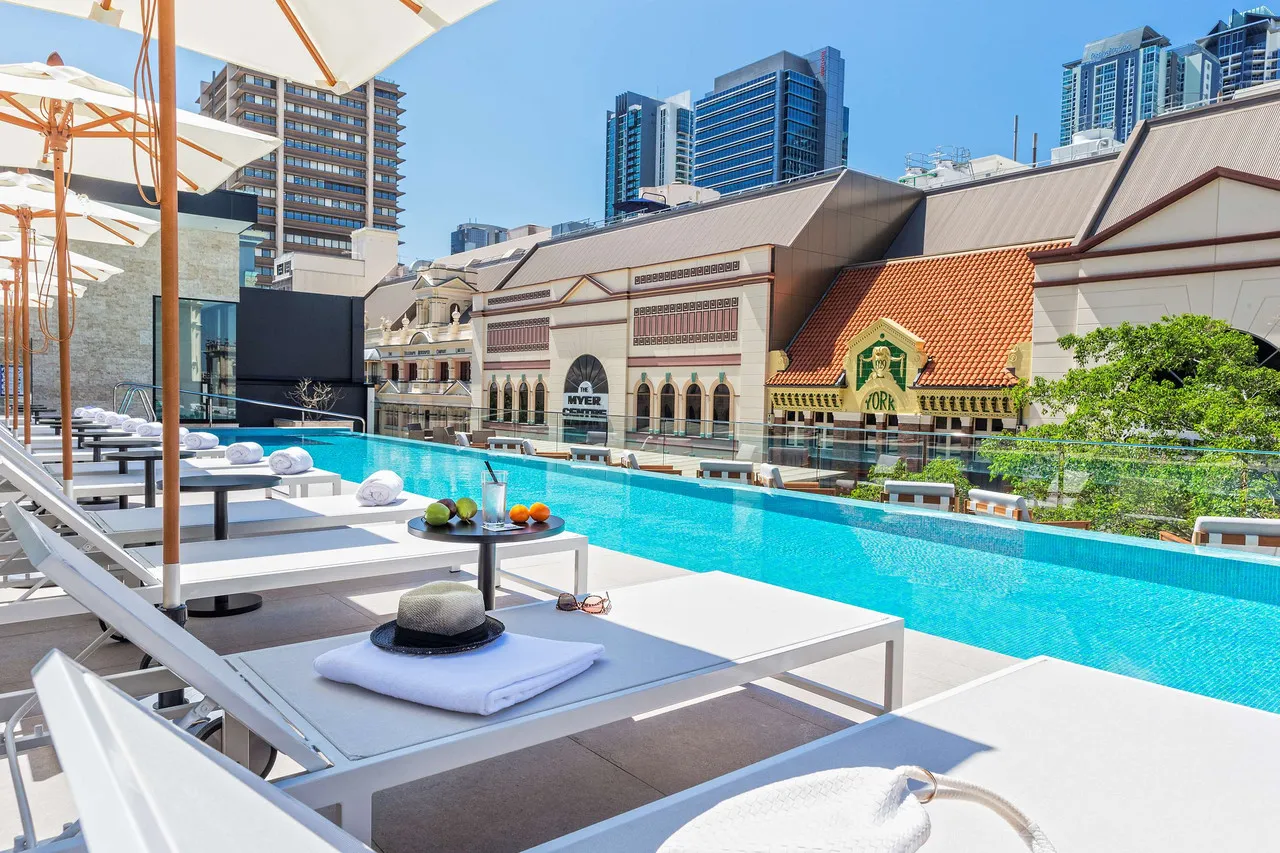 Next Hotel Brisbane — rooms and atmosphere