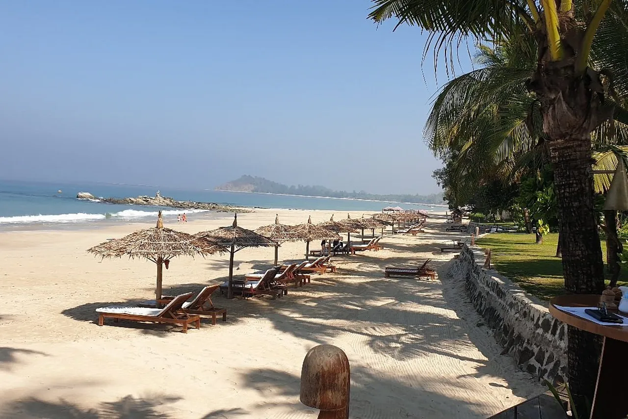 Ngapali Bay Villas & Spa — rooms and atmosphere