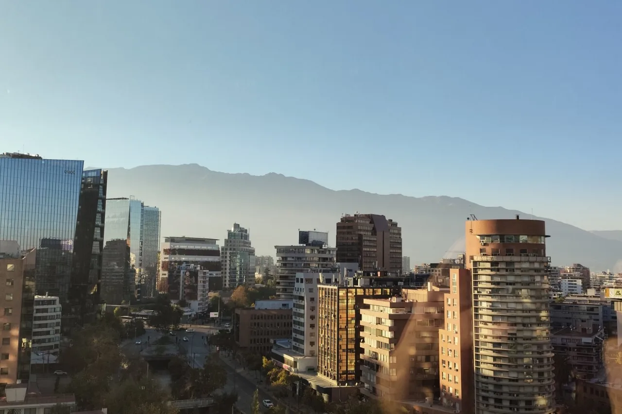 NH Collection Plaza Santiago — ภาพห้องพักและบรรยากาศ