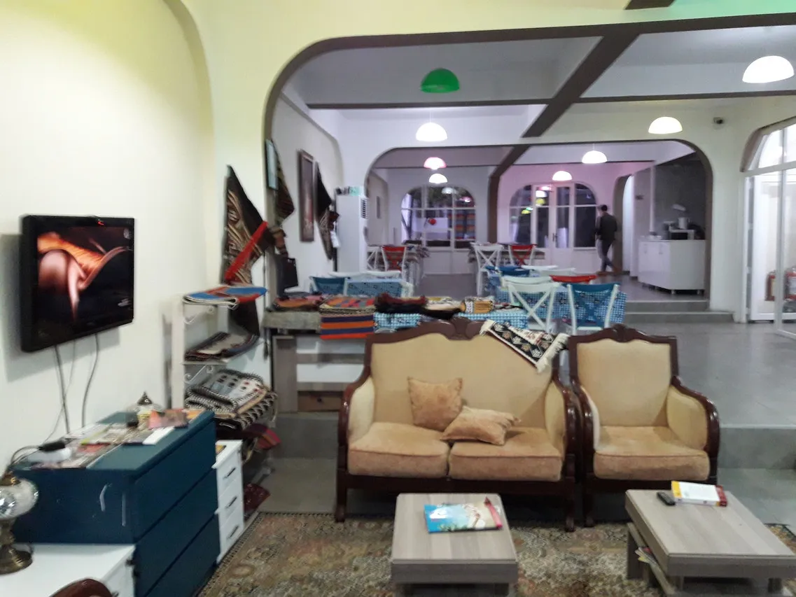 Nicea Hotel — rooms and atmosphere