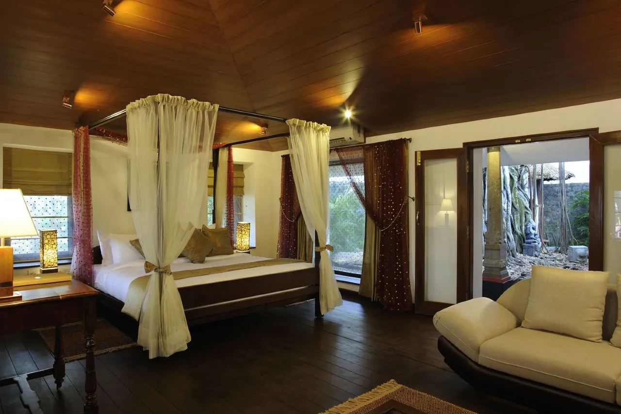 Niraamaya Retreats Surya Samudra, Kovalam — rooms and atmosphere