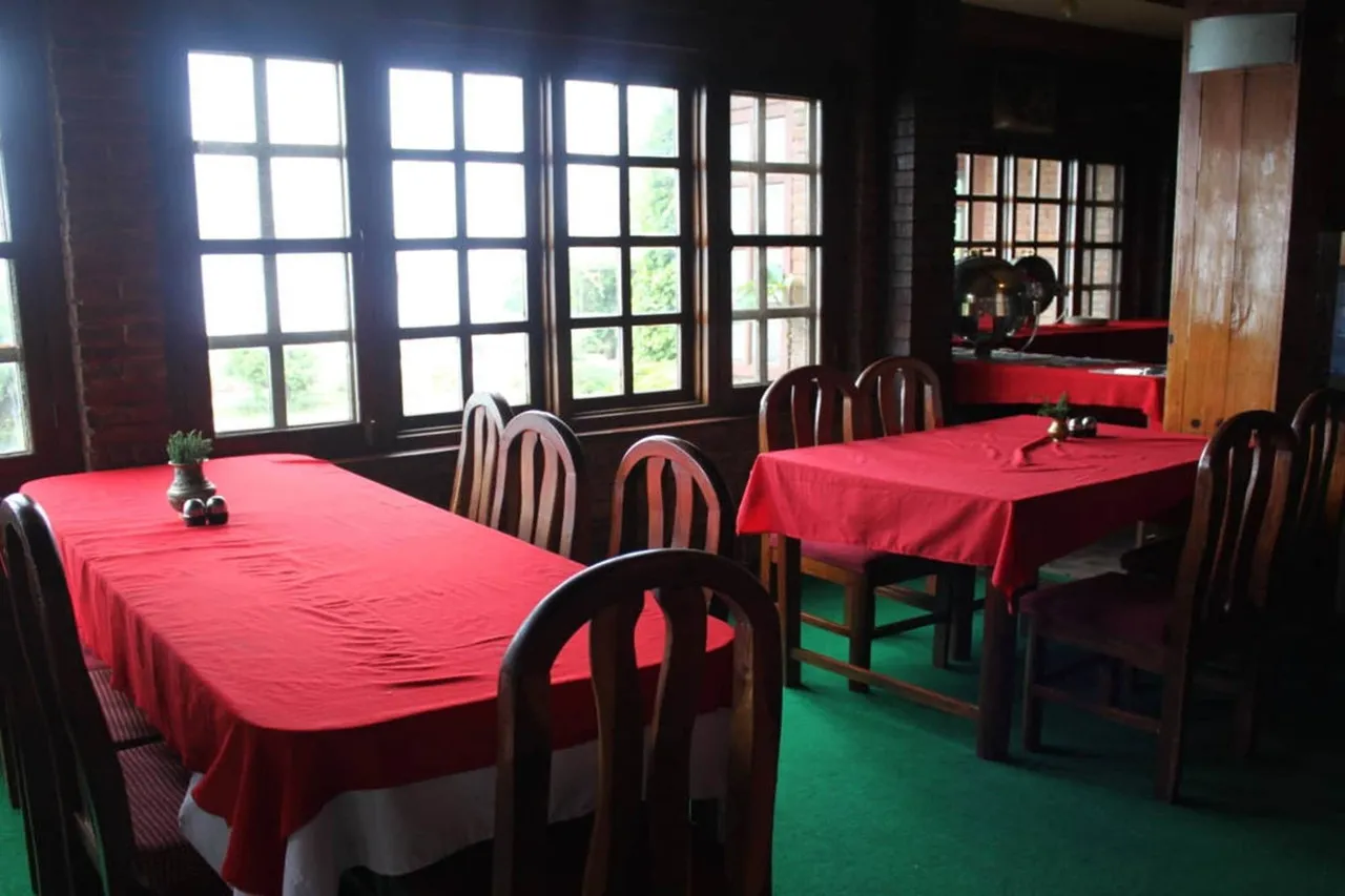 Niva Niwa Lodge — ภาพห้องพักและบรรยากาศ