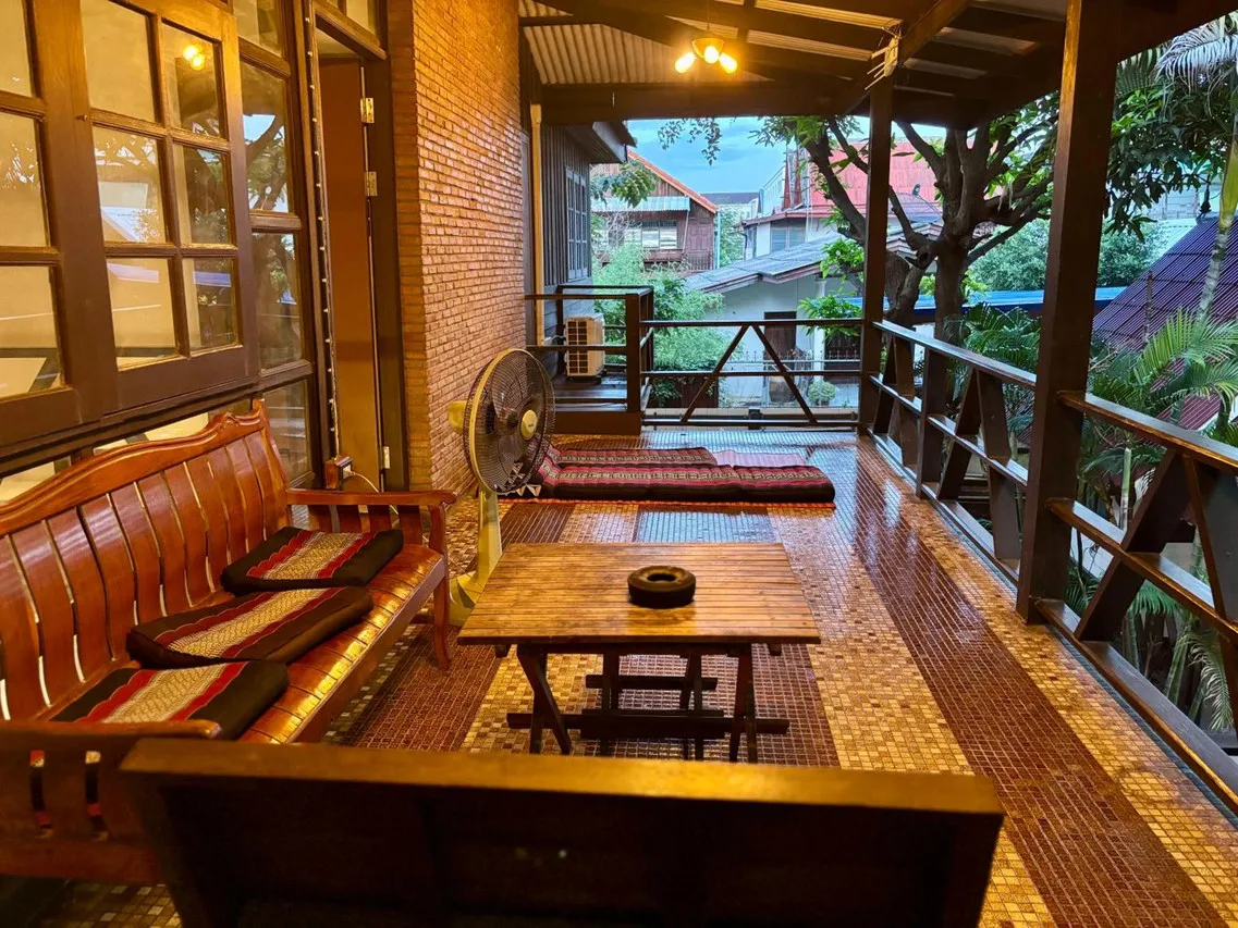 Niwas Ayutthaya — rooms and atmosphere
