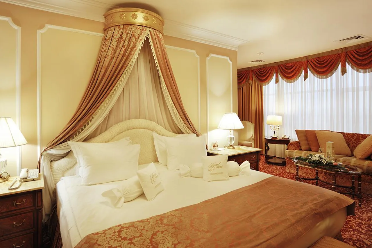 Nobil Luxury Boutique Hotel — ภาพห้องพักและบรรยากาศ