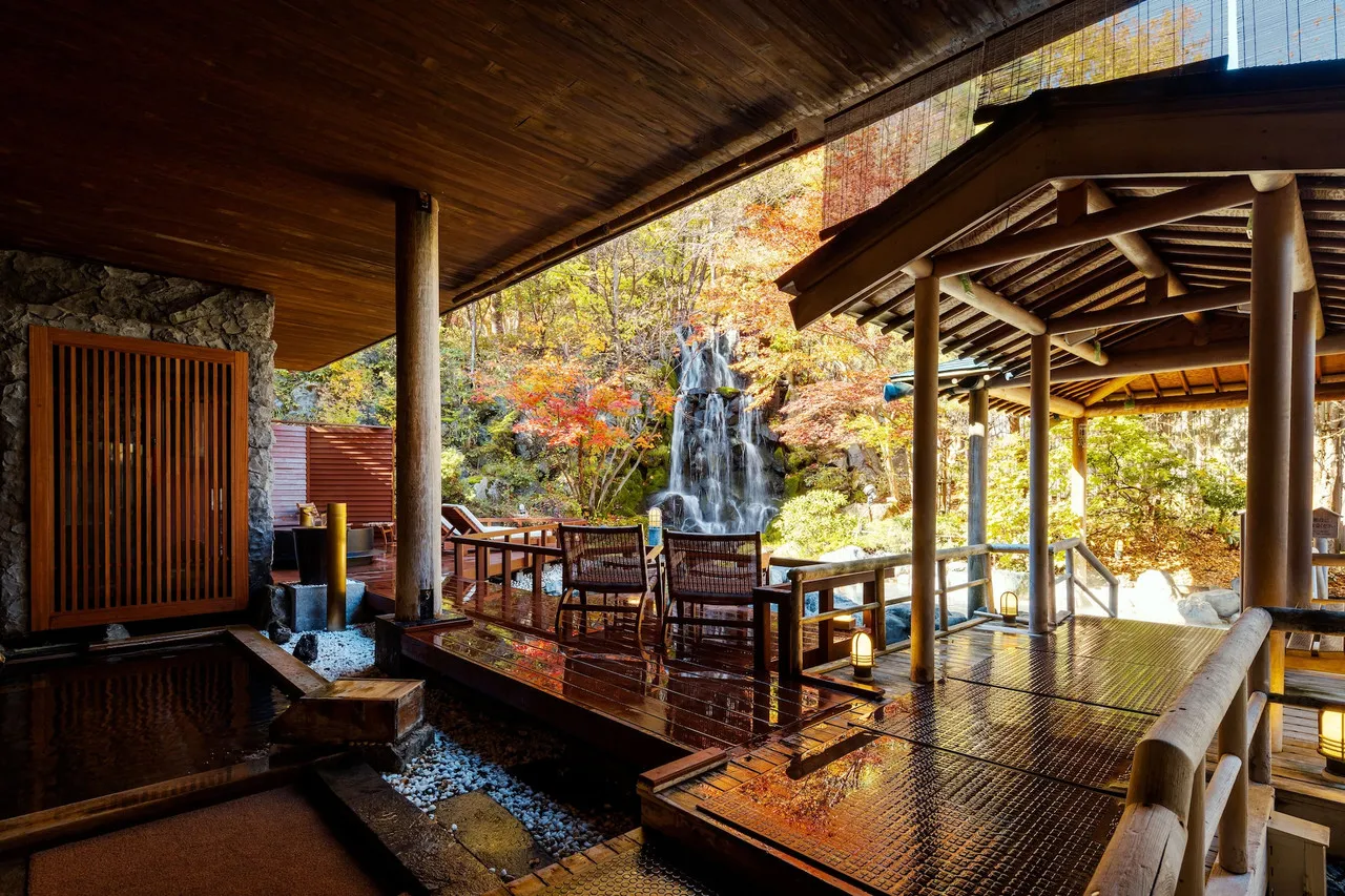 Noboribetsu Grand Hotel — rooms and atmosphere