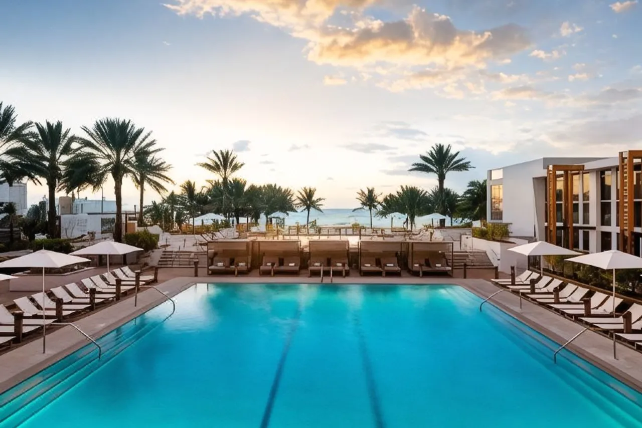 Nobu Hotel Miami Beach — โรงแรมในไมอามี