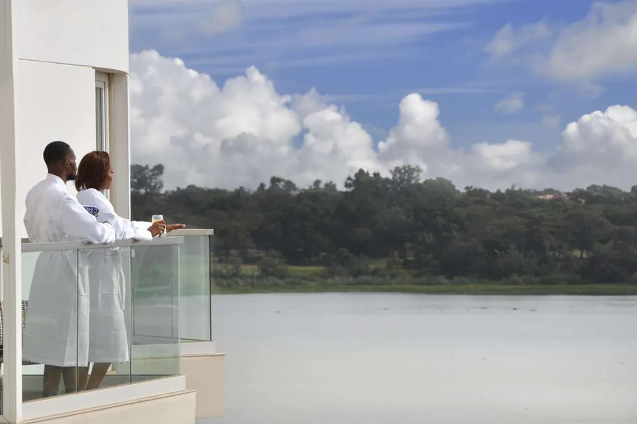 Novotel Lubumbashi — ภาพห้องพักและบรรยากาศ