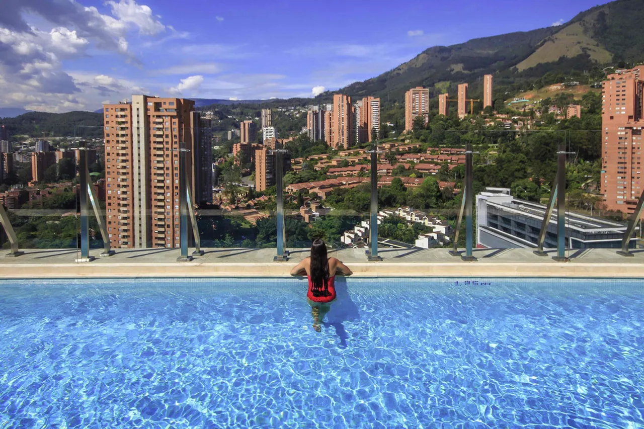 10 โรงแรมน่าพักใน Medellin โคลอมเบีย — รีวิวจัดอันดับ ที่พักย่าน El Poblado