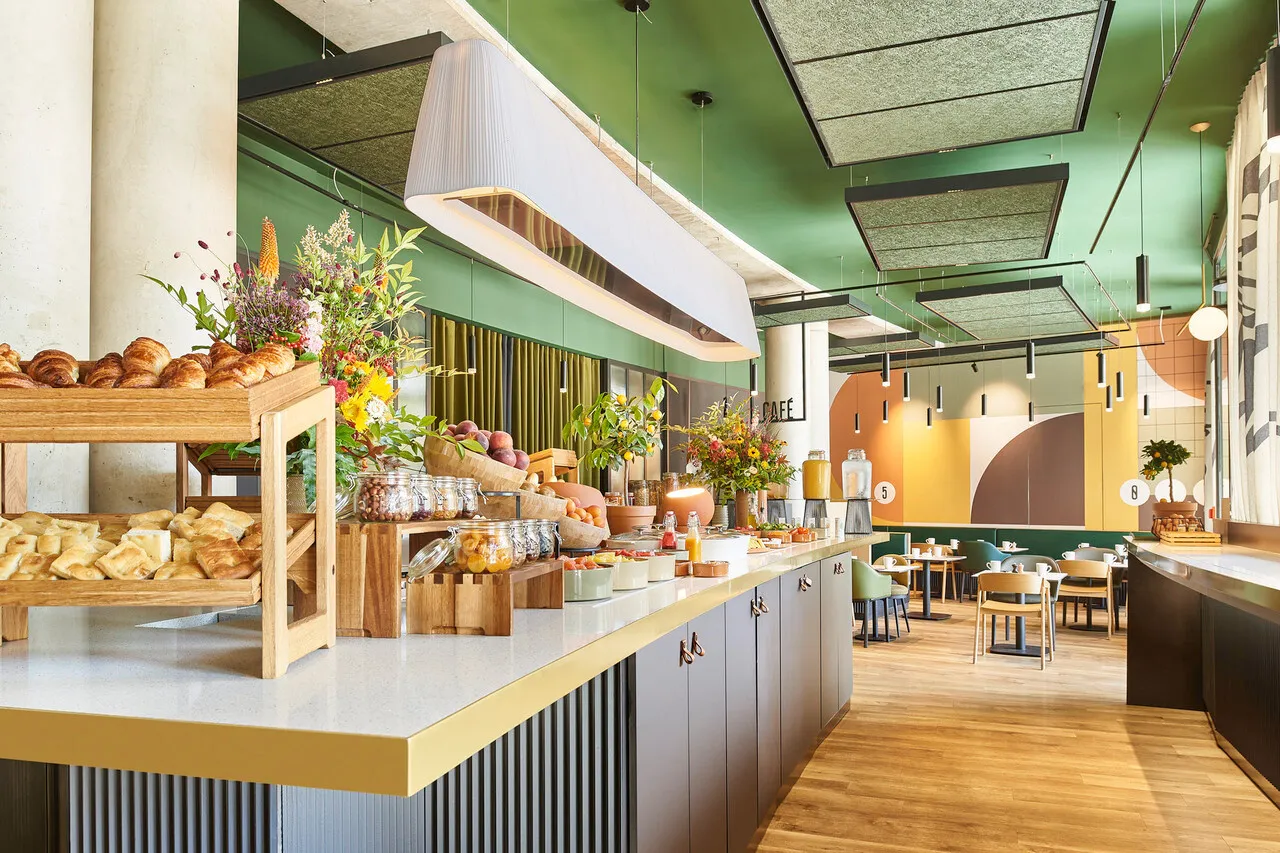 Novotel Paris Gare de Lyon — rooms and atmosphere