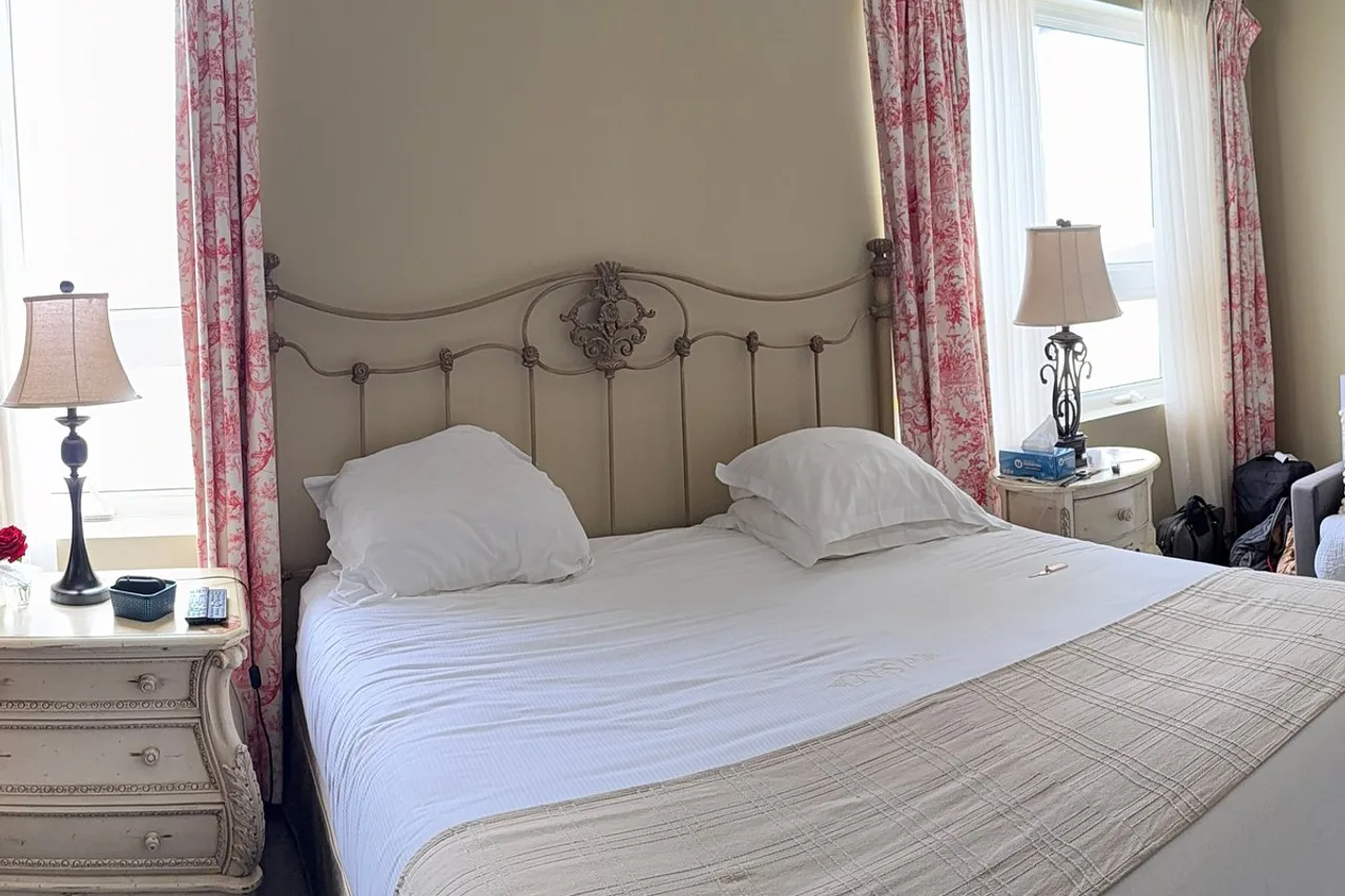 Nuits Saint-Pierre Boutique Hotel — ภาพห้องพักและบรรยากาศ