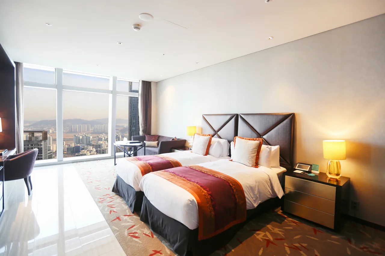 Oakwood Premier Incheon — rooms and atmosphere