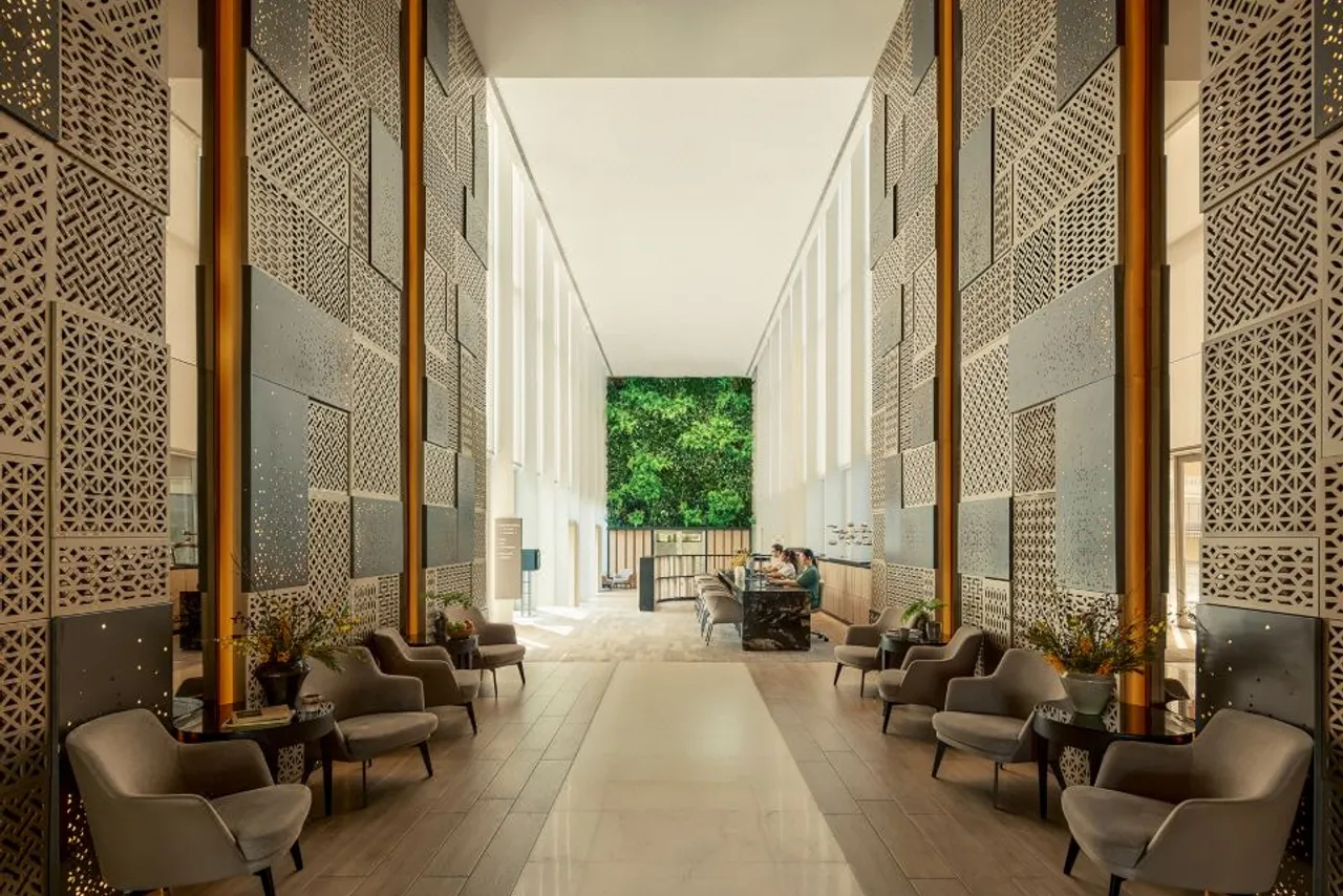 Oasia Resort Sentosa by Far East Hospitality — rooms and atmosphere