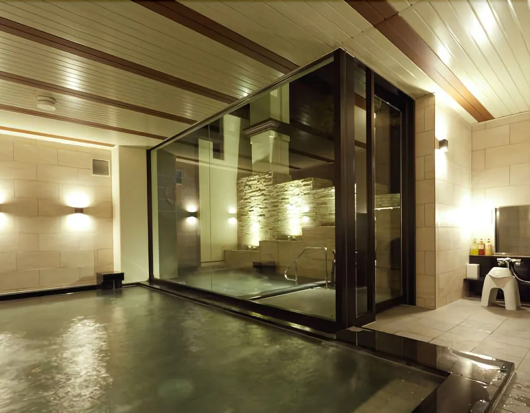Odakyu Hotel de Yama — rooms and atmosphere